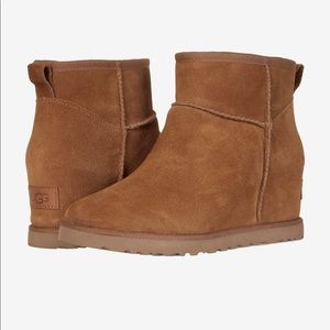 UGG classic femme mini